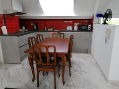 Stylish and modern suite on a top floor of a house.<br />Kick back and relax in   Lovely master suite with great nature view Entire rental unit vacation rental 655811107349061857