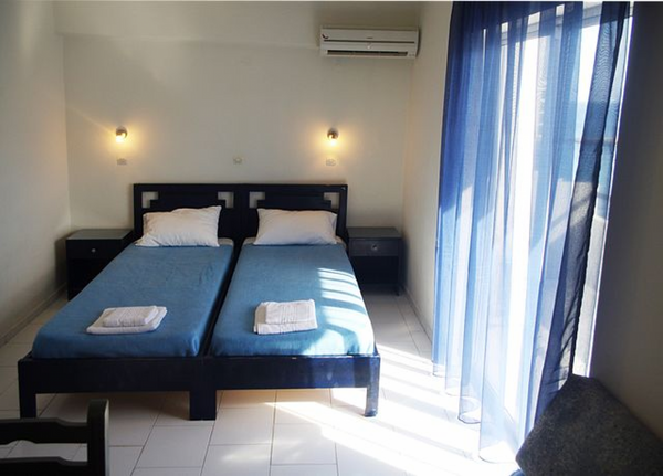 Studio 35m², with 3 beds and side sea view. Bright and breezy, with a big balcon  Klery Studios - Studio with Side Sea View, 3 beds Private room in rental unit vacation rental 20173601
