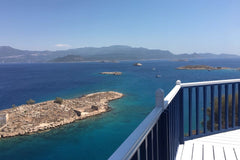 If you came from the Orient to the Occident, is the first house of Europe!!!<br  Greece Greek paradise Entire home vacation rental 8881508