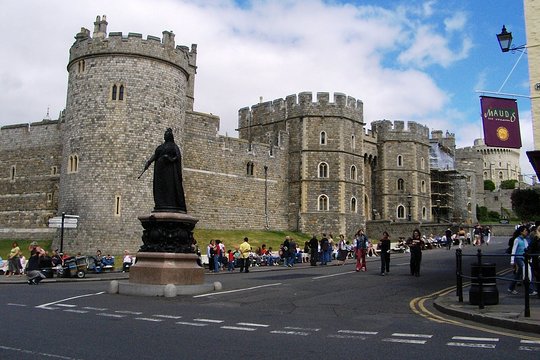 Royal Windsor Castle Private Tour in Executive Luxury Vehicle Private Tours and Travel Guide Europe London CITY London Destination Tour