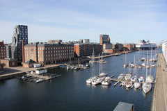 Bright and modern 92 sqm apartment on the harbour front with balcony and view to Copenhagen, Denmark Harbour front and with rooftop terrace and balcony Entire rental unit vacation rental 49508878
