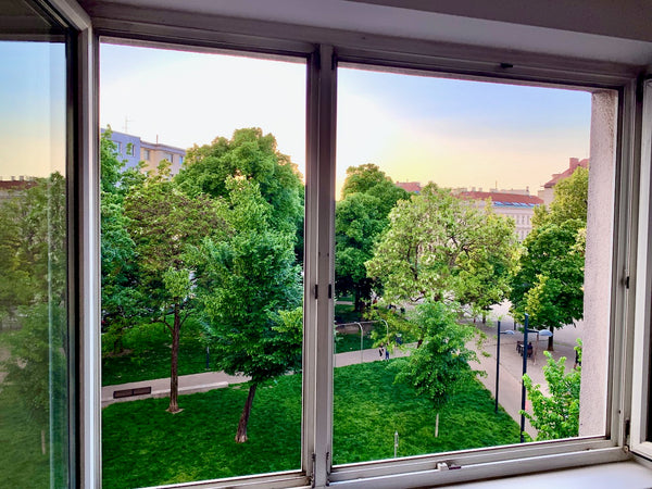 Big Apartment with Kitchen, 2 Bathrooms and 3 Bedrooms + 1 living room ready at  Vienna, Austria Park View 5 Room Family Apartment Entire rental unit vacation rental 631072824561440768