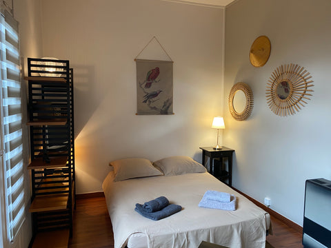 Au cœur du quartier lyonnais du Point du Jour préservé du tumulte du centre-vill Lyon, France Le Balcon de Jules - parking privé gratuit Entire rental unit vacation rental 20766321