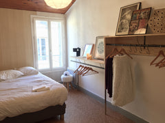 Un deux pièces au charme Bordelais avec pierres apparentes situé dans le vieux B Bordeaux, France Appartement au cœur de Bordeaux Entire rental unit vacation rental 7278402