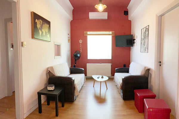 Renovated urban house next to the city center<br />Fully equipped!  <br />this p  _ HOLIDAY HOME Earthen home vacation rental 51209392