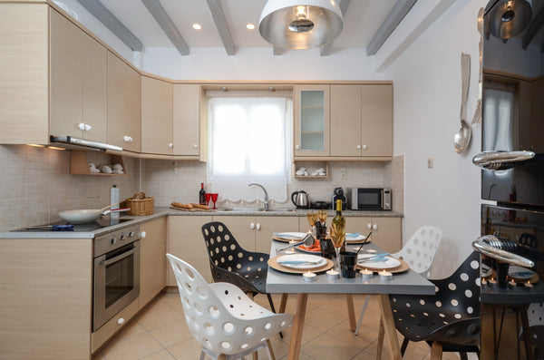 My Island Home 1 is an independent apartment and a solid choice for families or  Naxos, Greece My island home 1 Cycladic home vacation rental 12790820