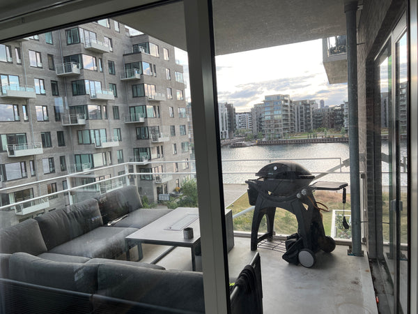 Ny og moderne lejlighed med havudsigt og sen aftensol. <br /><br />Lejligheden e Copenhagen, Denmark Ny lejlighed med udsigt til vandet og aftensol Entire condo vacation rental 664453958547883878