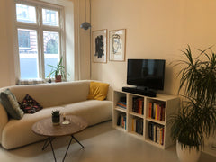 A cozy apartment perfect for a Copenhagen getaway.<br /><br />The apartment is l  Apartment with a big balcony and great location Entire rental unit vacation rental 44184884