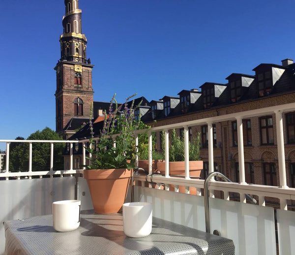 Bright apt in central Cph (Christianshavn) with 2 balconies.  Apt is newly renov Copenhagen, Denmark Bright apt in Central Cph with balconies Entire rental unit vacation rental 25250902