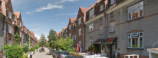 The charming city house is located in Osterbro in a unique, nice quiet area. It' Copenhagen, Denmark Cityhouse with front yard Entire condo vacation rental 12616337