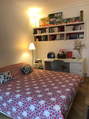 Mon logement est situé entre la gare du Nord et la gare de l'Est, il est proche  Paris, France Chambre très calme en plein Paris Private room in rental unit vacation rental 15108335