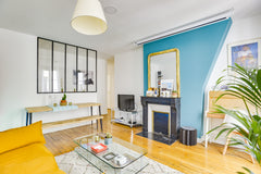 Charming & fresh new flat, 41 m2, in the heart of Paris (Montmartre, Pigalle...) Paris, France Stylish Parisian flat - 25 min from Airport ! Entire rental unit vacation rental 30052199