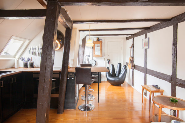 Spend some great time in one of Copenhagen's oldest, and most charming, houses.  Copenhagen, Denmark Charming apartment in the heart of Copenhagen Entire rental unit vacation rental 12092501