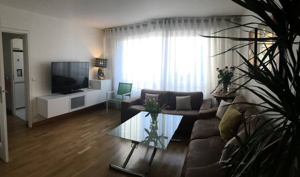 Appartement dans une résidence ultra sécurisée, situé dans une rue calme, refait Paris, France Appartement à 5 mn de la Tour Eiffel Entire rental unit vacation rental 22354252