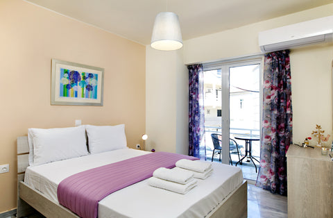 A comfortable modern flat located right next to Koum Kapi beach, steps from the  Chania, Greece Melina Sea & City apt 4 next to Venetian Harbor Entire rental unit vacation rental 33342355