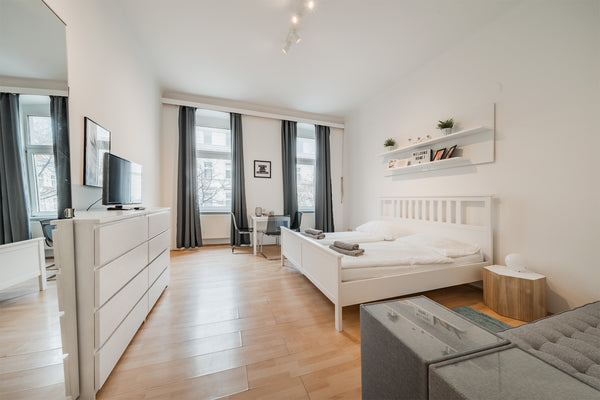 Diese 35m2 große, ruhige Wohnung wurde frisch renoviert und neu möbliert. Sie is Vienna, Austria Gemütliche Wohnung in zentraler Lage mit Parkplatz Entire rental unit vacation rental 47116062