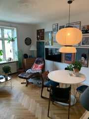 Morderne lejlighed i smørhullet af København <br />Du er nabo til Søerne samt al Copenhagen, Denmark Lejlighed i centrum af København Lige ved søerne! Entire condo vacation rental 26742204