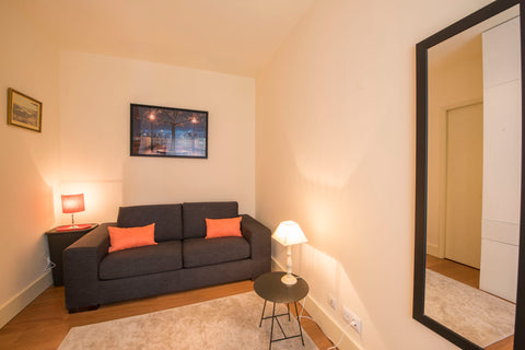 29 sqm apartment with 1 bedroom on the second floor on courtyard without elevato Paris, France Image, 1BR/1BA, 2 people Entire rental unit vacation rental 19239354