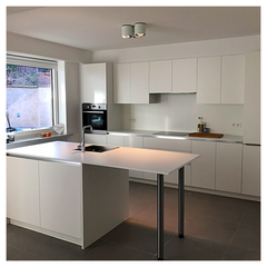 Volledig vernieuwd modern appartement in centrum Gent. Vele bezienswaardigheden, Sint-Martens-Latem, Belgium Modern appartement met klein terras en parking Entire rental unit vacation rental 23500215