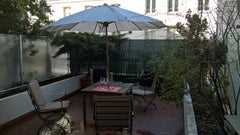 My 26 square metter flat is well located : 5 min by feet from Gare de Lyon Stati Girolles, France Lovely flat with terrasse, close to Lyon Station Entire rental unit vacation rental 17506899
