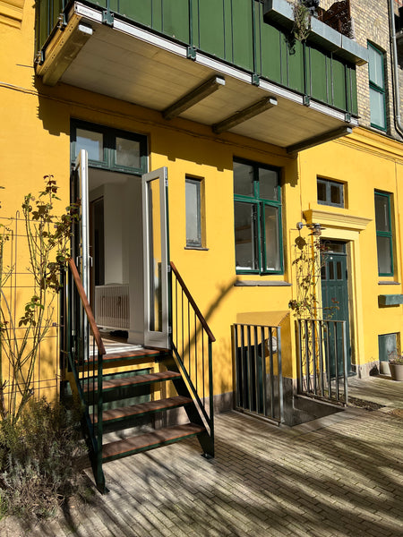 This apartment is fully renovated in 2021 and with a perfect location on a quiet Copenhagen, Denmark Fully renovated 93 sqm apartment central Østerbro Entire condo vacation rental 54234911