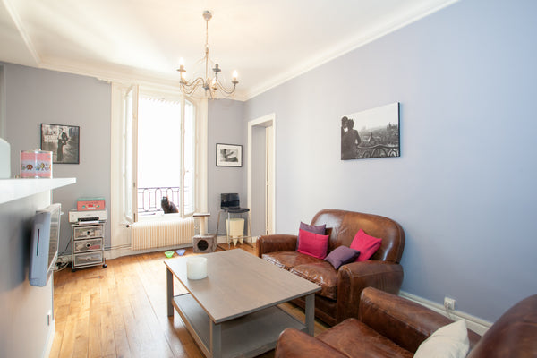 Ce lumineux 45m2 situé au 5ème étage d'un immeuble des années 30 vous garantira  Paris, France Cute&Cosy, 2 rooms, Montparnasse Entire rental unit vacation rental 3128493
