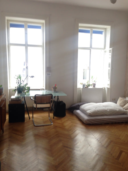 Das Zimmer befindet sich in einer wunderschönen 80m2 Altbauwohnung im 9./Grenze  Vienna, Austria Altbauwohnung in Uni Nähe Private room in rental unit vacation rental 20701805