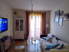 Ce logement paisible offre un séjour détente pour toute la famille.<br />petit b Lyon, France location fête des lumières Entire rental unit vacation rental 776636877276502222
