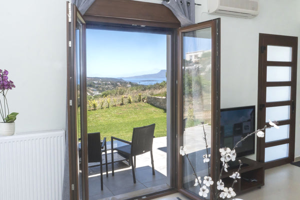 Modern and functional apartment in a picturesque and quiet environment. A few ki Chania, Greece Modern & Quiet on the Hill Entire home vacation rental 22349746