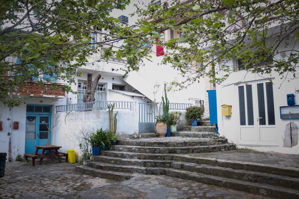Our house is ideal for up to 4 guests. Is located to a wonderful and quiet villa  GONIES SQUARE HOUSE Entire home vacation rental 31356238