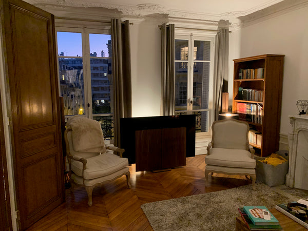 A 1 00m de la rue de Passy, cet appartement dans un immeuble de standing est con Garches, France Appartement Hausmanien à Passy Private room in rental unit vacation rental 10246748