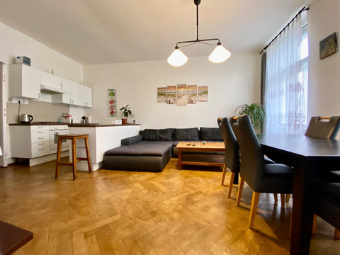 50m from subway and tram stations. Possibility of airport shuttle. In a short di Prague, Czechia Spacious cozy apt n8 in the centre 3BDR 2BTHR Entire rental unit vacation rental 28960508