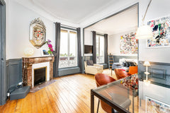 This modern, fully furnished and carefully decorated 67 sqm apartment accommodat Paris, France Beautiful apt, Montmartre/Opera, Hip and Central. Entire rental unit vacation rental 325880