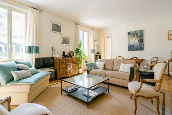 <b>The space</b><br />Pleasant flat clear and tidy in the 8tth area of Paris, fe Paris, France Charming flat Central-ideal tourist Entire rental unit vacation rental 893684