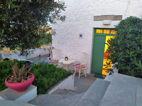 Green House is a stylish farmhouse, that used to be a steel work place in the ol  Green House I Entire cottage vacation rental 3048547