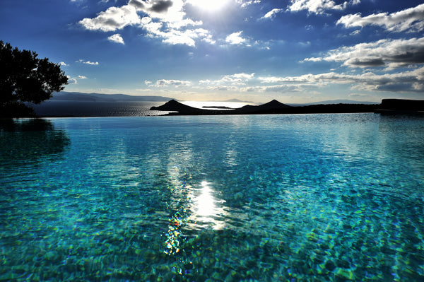 Prepare for the holiday of a lifetime in this exquisite villa, carved on the hil Athens, Greece Gorgeous pool villa, stunning sea views, helipad! Cycladic home vacation rental 12643178