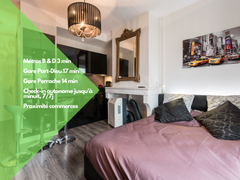Located just 3 minutes walk from the Saxe-Gambetta metro (line B and D), close t Lyon, France Dormir A Lyon | Le Cosy Entire rental unit vacation rental 23918742