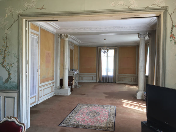 Il s'agit d'un appartement de 200m2 dans un immeuble haussmannien, disposant d'u Paris, France Appartement d'exception de 200m2 à Montmartre Private room in rental unit vacation rental 20452553