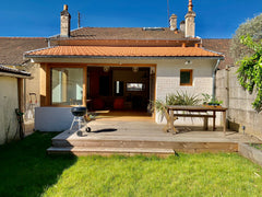 Maison de plain pied de 100m2 avec jardin, récemment rénovée. Elle se situe à 10 Bordeaux, France Belle maison de ville avec jardin Entire townhouse vacation rental 598301137002861466