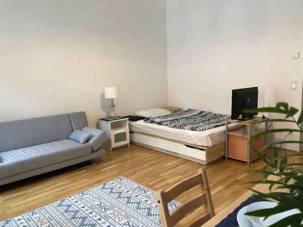 Die Unterkunft befindet sich zentral gelegen im 17. Bezirk Hernals.<br />Das Woh Vienna, Austria Vienna City life😃 Entire rental unit vacation rental 39941947