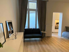 Sur le même palier, au rez-de-chaussée, vous aurez accès à un spacieux studio +   Studio + Room in the city Entire rental unit vacation rental 589848751841913299