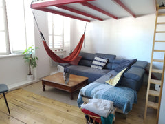 Séjournez dans un petit nid douillet au cœur de la Croix-Rousse. <br /><br />Le  Laudun-l'Ardoise, France Chambre privée Place de la Croix-Rousse Private room in rental unit vacation rental 38256624