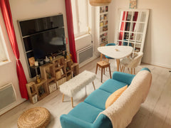 Appartement T 3 bis, deux chambres + une mezzanine. Il se situe sur les pentes d Lyon, France Vue imprenable sur Fourvière et tout Lyon Entire condo vacation rental 48034341