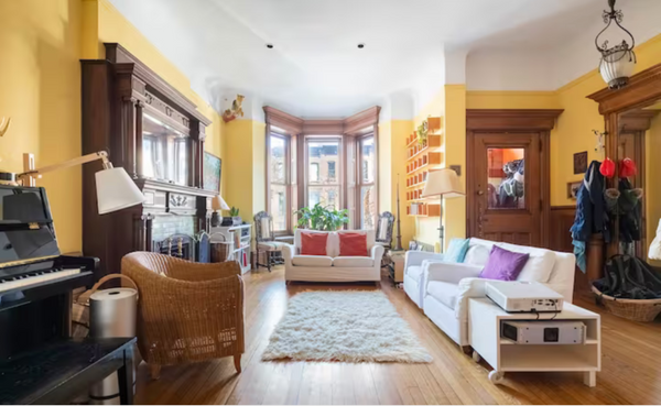 Classic Park Slope Brownstone.  Four Bedrooms plus study.  Sun drenched. Wood bu New York, United States Townhouse in Brooklyn · ★4.94 · 4 bedrooms · 4 beds · 2.5 baths Entire townhouse vacation rental 42249744