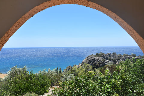 Apartment for 2, with a fantastic view balcony to Southern Cretan Sea, between t  Listis/Skouros - Seaview Apartment 2 Entire rental unit vacation rental 668690679119927240