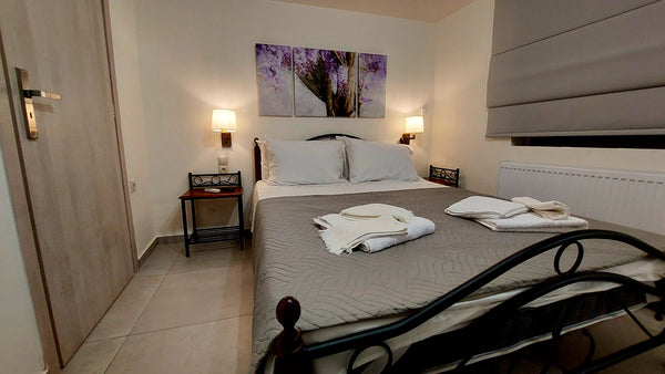 Spiros & Marina's place is just renovated .  It is suitable for a couple. Easy a Chania, Greece Cozy suite with private entrance and nice veranda Entire condo vacation rental 562752435346529209