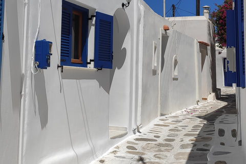 A small cycladic house in one of the most beautiful villages of Paros, Prodromos Athens, Greece Small cycladic traditional house with veranda Cycladic home vacation rental 44418312