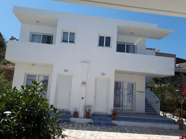 NEW BUILDING WITH PRIVATE GARDEN AND PARKING,<br />VERY CLOSE TO THE BEACH.<br /  TULAS HOUSE !!! 2 Entire condo vacation rental 43345350