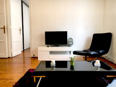 It is a 60sqm apartment, modern and well maintained, located in a very nice dist Caluire-et-Cuire, France 2 BEDROOMS FLAT - CROIX ROUSSE Entire rental unit vacation rental 12818799