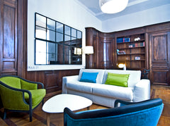 Dans l'hyper centre de Bordeaux, rue Sainte Catherine, la rue piétonne la plus l Bordeaux, France BOUDOIR 137 Entire rental unit vacation rental 602676645553861407